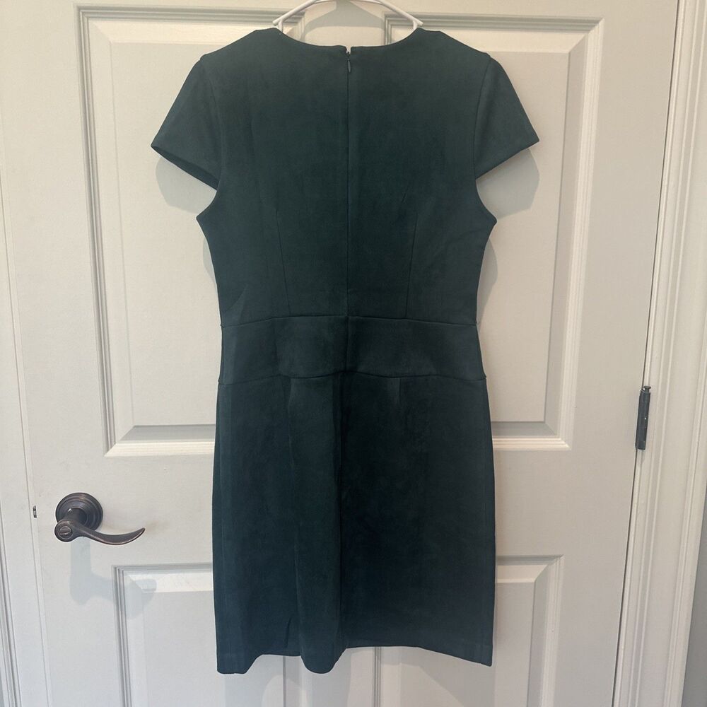 Women’s DKNY Green Suede Dress Fit and Flare Cap Sleeve Size 4 - Picture 5 of 5
